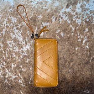 Lucky Brand Leather Wrist Wallet